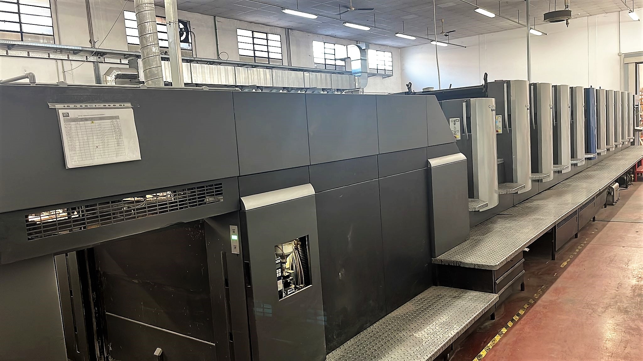 Heidelberg SM102-10P+LX 2006 x carta e cartone, versatilità ed economicità in un unico investimento